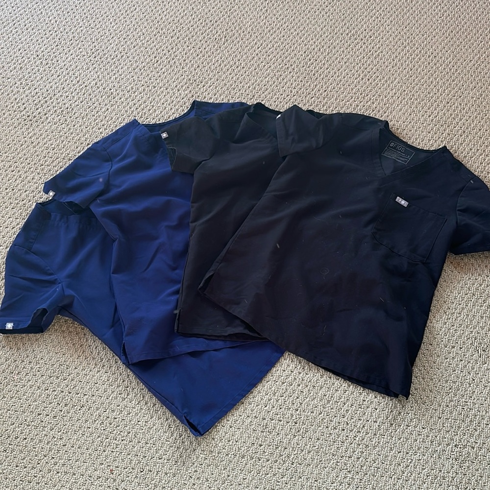 Women’s FIGS Catarina One Pocket Scrub Tops